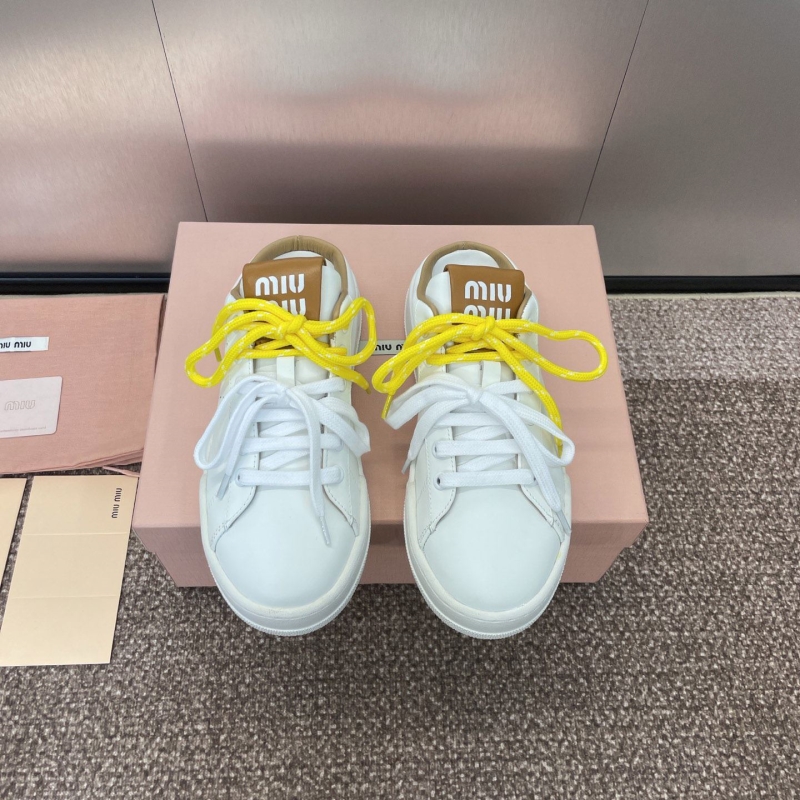 Miu Miu Casual Shoes